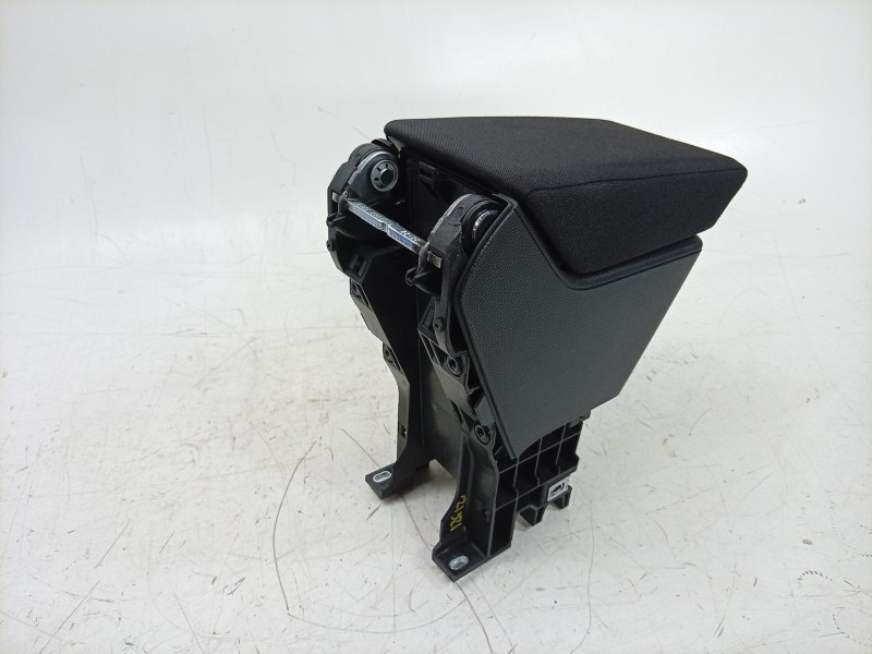 Recambio de apoyabrazos central para volkswagen polo vi (aw1, bz1, ae1) 1.0 tsi referencia OEM IAM  6F0864207AD 