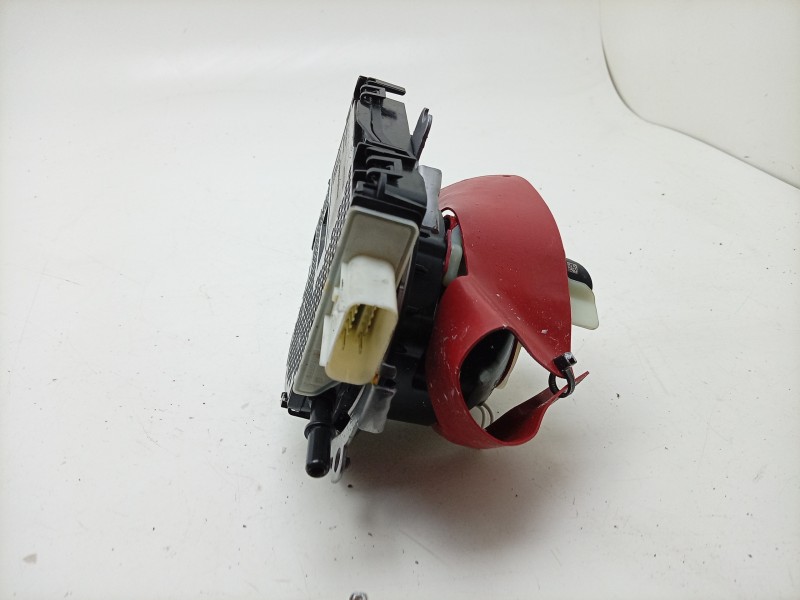 Recambio de bomba combustible para kg mobility rexton referencia OEM IAM  3930036201 