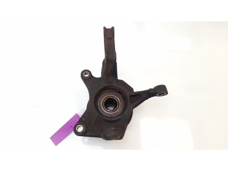 Recambio de mangueta delantera derecha para dacia duster laureate 4x2 referencia OEM IAM   