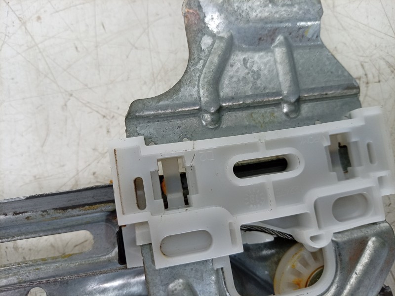 Recambio de elevalunas trasero derecho para peugeot 308 ii (lb_, lp_, lw_, lh_, l3_) 1.6 gti (l35gnh) referencia OEM IAM  982608