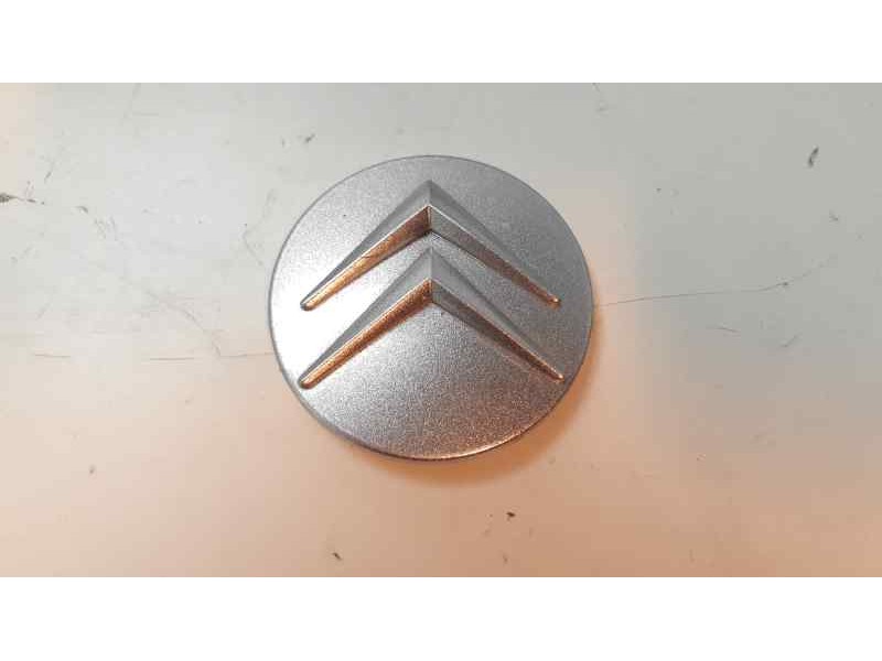 Recambio de tapacubos para citroen c3 referencia OEM IAM 542113  
