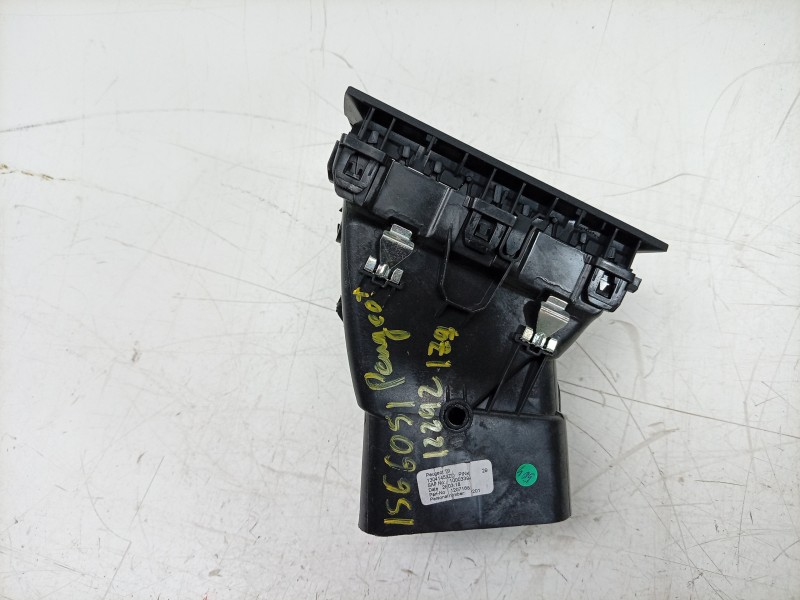 Recambio de rejilla aireadora para peugeot 308 ii (lb_, lp_, lw_, lh_, l3_) 1.6 gti (l35gnh) referencia OEM IAM  1304145XZD 