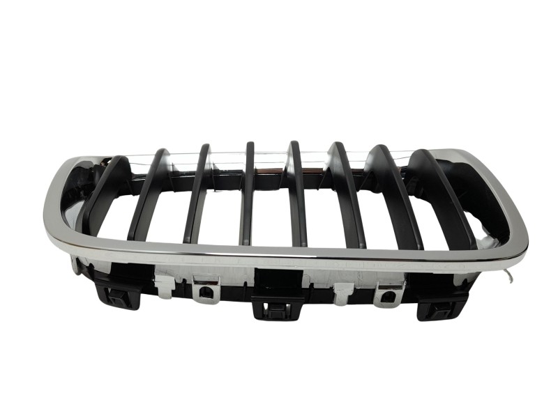 Recambio de rejilla delantera para bmw serie 1 lim. (f20) referencia OEM IAM  51137262117 107063404/2181524/BM1232023