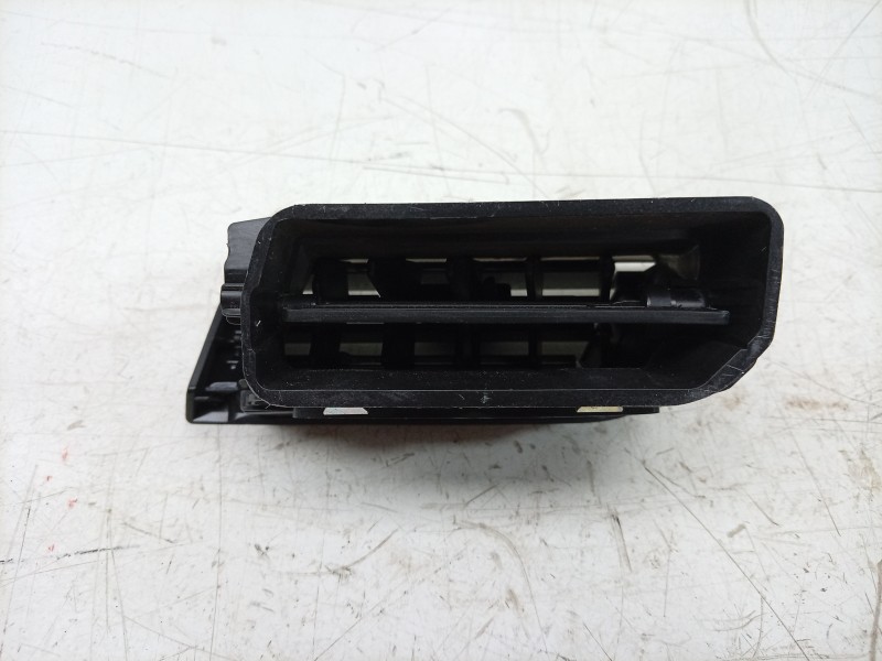 Recambio de rejilla aireadora para peugeot 308 ii (lb_, lp_, lw_, lh_, l3_) 1.6 gti (l35gnh) referencia OEM IAM  1303818XZD 