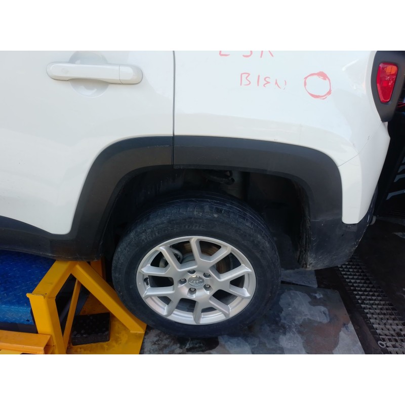 Recambio de aletin trasero izquierdo para jeep renegade suv (bu, b1, bv) 1.6 crd referencia OEM IAM   