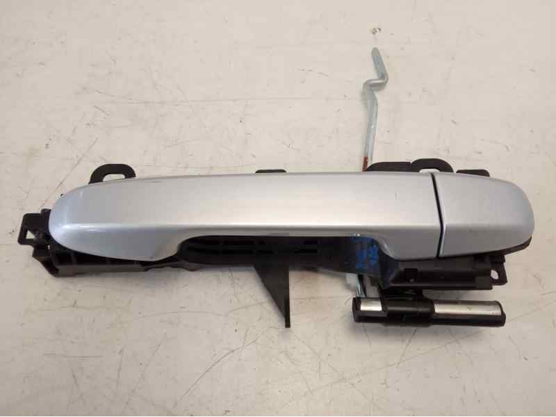 Recambio de maneta exterior delantera derecha para toyota auris 1.2 16v turbo cat referencia OEM IAM   