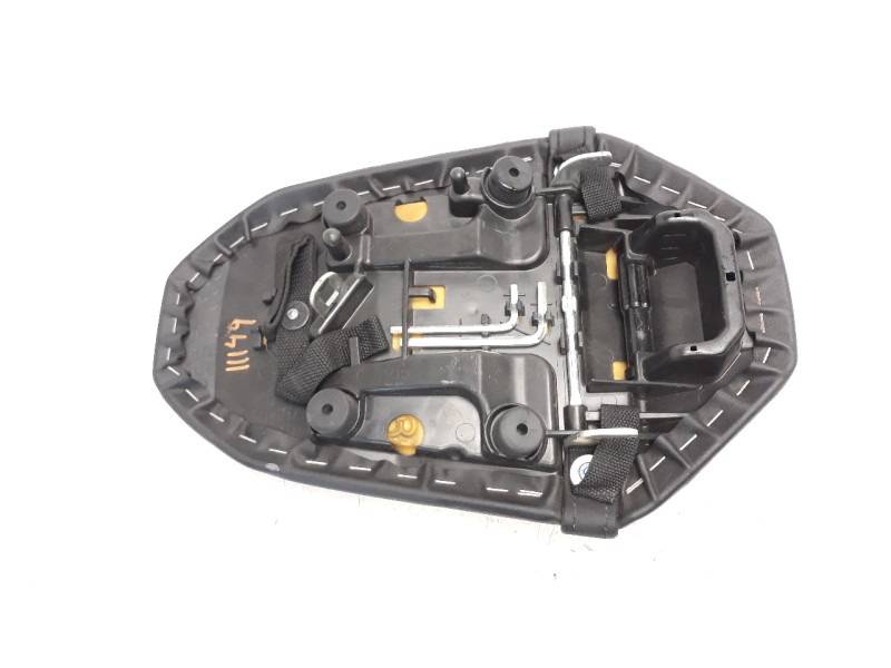 Recambio de asiento para honda cb 650r referencia OEM IAM 77300MKYD51ZA  