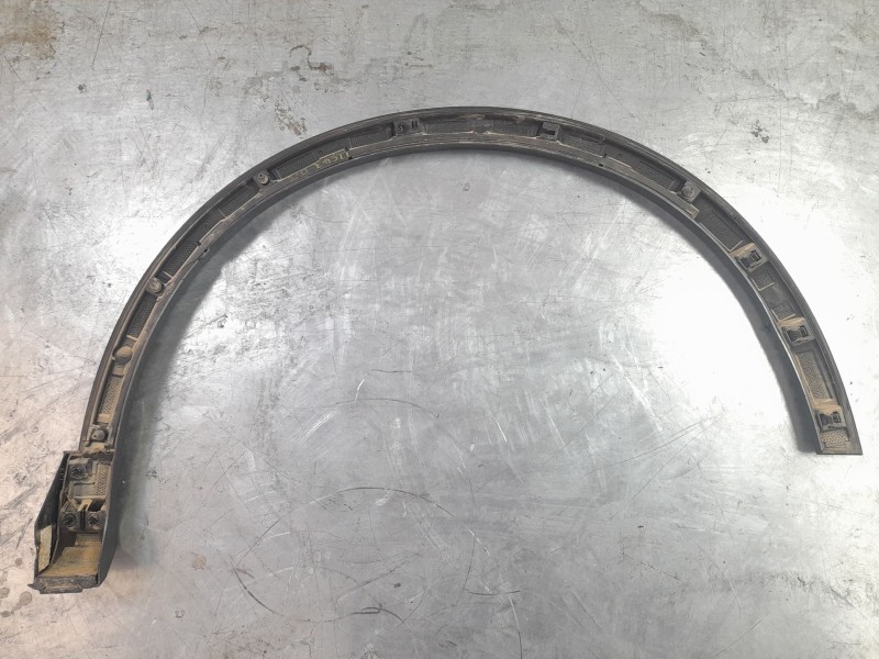 Recambio de aletin delantero izquierdo para audi q3 sportback (f3n) 35 tdi referencia OEM IAM  83A853717C 
