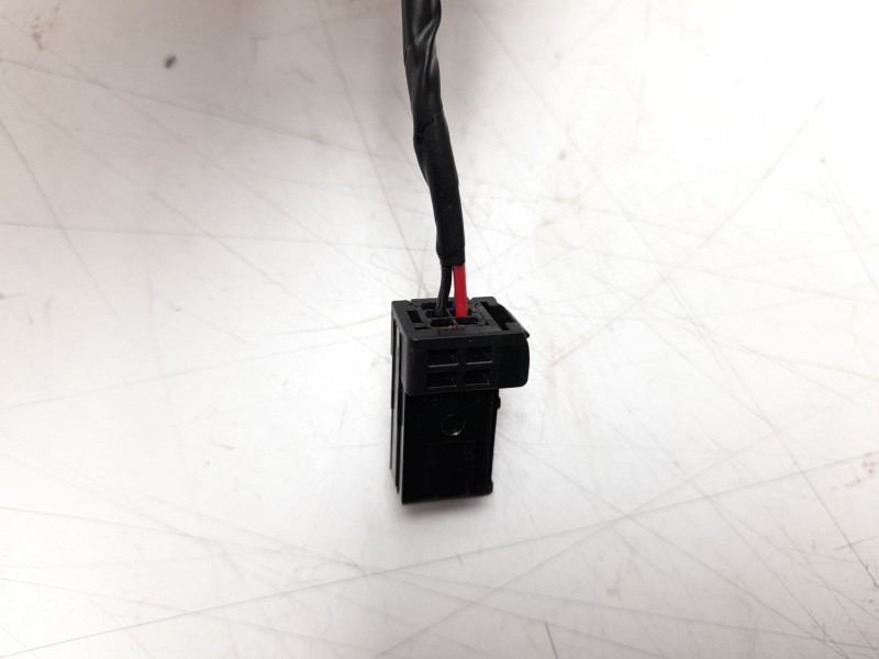 Recambio de piloto trasero derecho interior para peugeot 308 ii (lb_, lp_, lw_, lh_, l3_) 1.5 bluehdi 130 referencia OEM IAM  96
