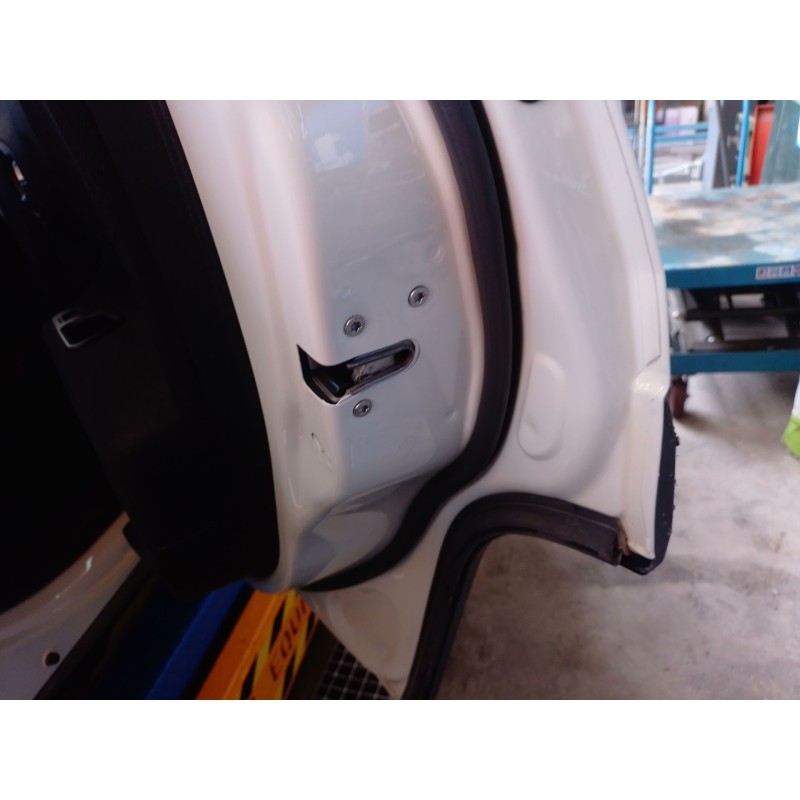 Recambio de cerradura puerta trasera derecha para jeep renegade suv (bu, b1, bv) 1.6 crd referencia OEM IAM   