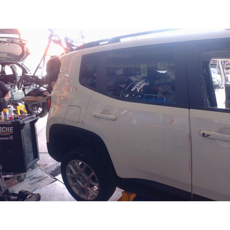 Recambio de puerta trasera derecha para jeep renegade suv (bu, b1, bv) 1.6 crd referencia OEM IAM   