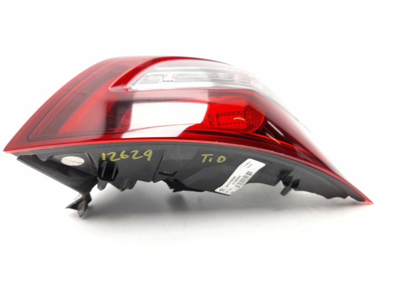 Recambio de piloto trasero derecho para peugeot 308 ii (lb_, lp_, lw_, lh_, l3_) 1.5 bluehdi 130 referencia OEM IAM  9823728580 