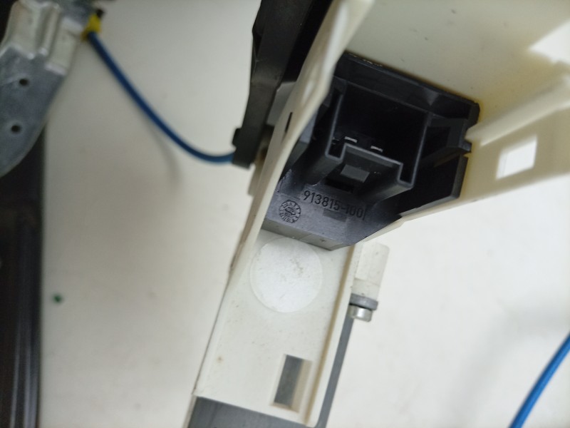 Recambio de elevalunas delantero izquierdo para seat alhambra (710, 711) 2.0 tdi referencia OEM IAM  7N0837461J 113617/EPSVW052/