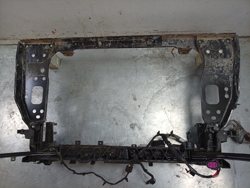 Recambio de panel frontal para jeep compass ii business 4x2 referencia OEM IAM  68256105 