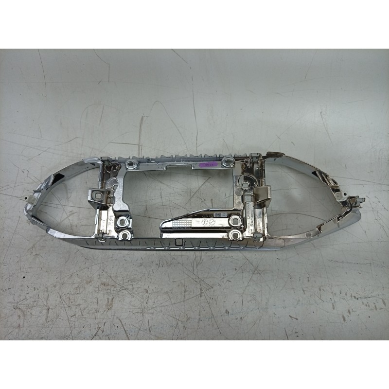 Recambio de moldura para peugeot 308 ii (lb_, lp_, lw_, lh_, l3_) 1.6 gti (l35gnh) referencia OEM IAM  98075499VV 