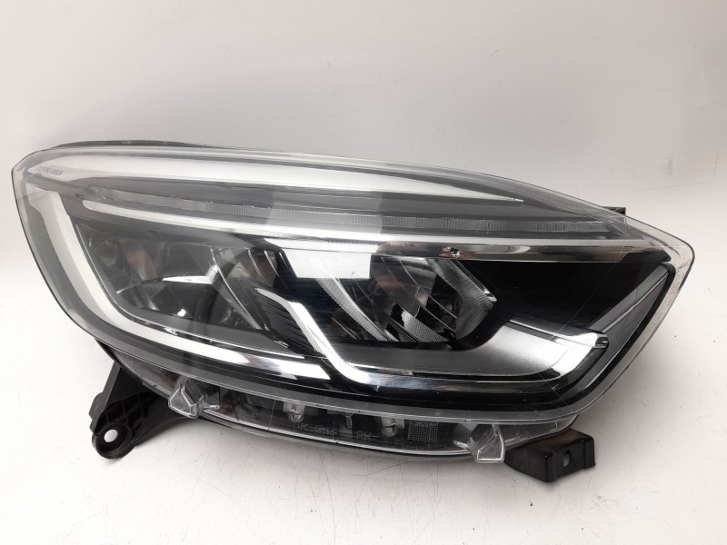 Recambio de faro derecho para renault captur i (j5_, h5_) 0.9 tce 90 referencia OEM IAM  260107244R 1101EX012977621/5750024