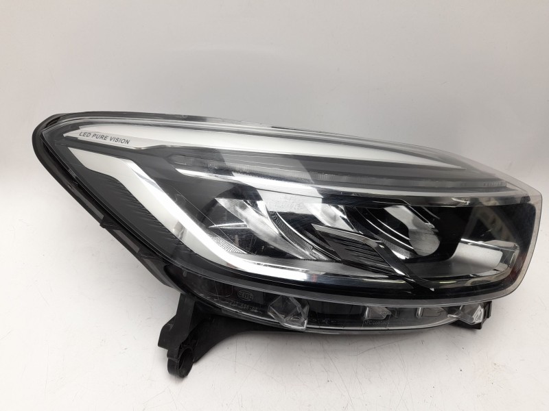 Recambio de faro derecho para renault captur i (j5_, h5_) 0.9 tce 90 referencia OEM IAM  260107244R 1101EX012977621/5750024