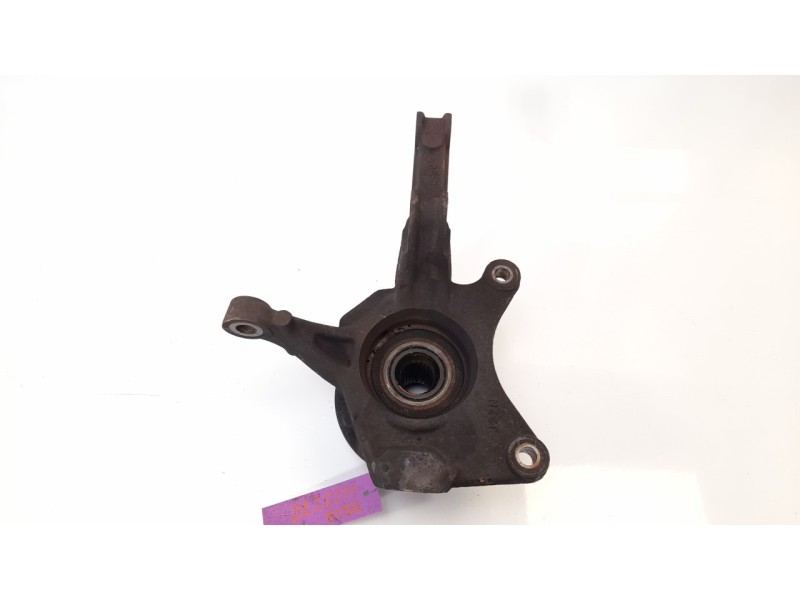 Recambio de mangueta delantera izquierda para dacia duster laureate 4x2 referencia OEM IAM   