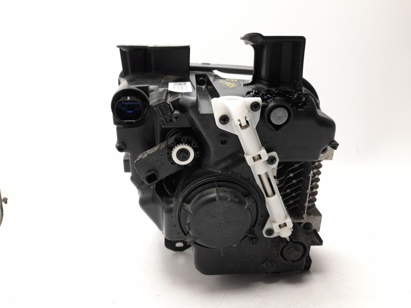 Recambio de faro derecho para hyundai inster ax referencia OEM IAM  92102GX000 