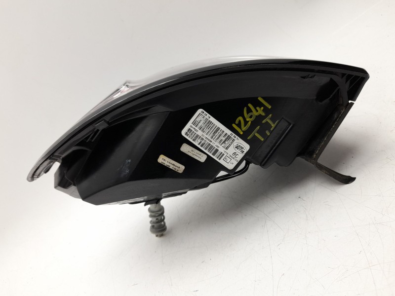 Recambio de piloto trasero izquierdo para land rover discovery sport (l550) 2.0 d 4x4 referencia OEM IAM  FK7213405CG 