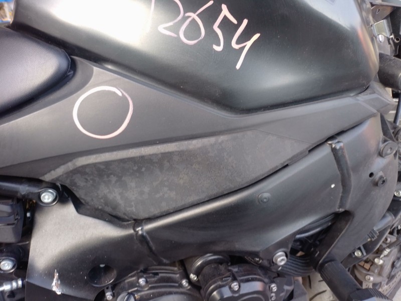 Recambio de moldura para suzuki gsx-s gsx-s 950 (wek2) referencia OEM IAM   