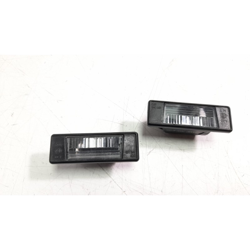 Recambio de piloto matricula para nissan np300 pick-up (d23) 2.3 dci diesel cat referencia OEM IAM 26510JD00A  