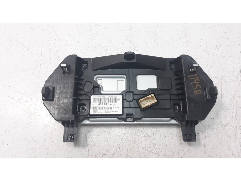Recambio de cuadro instrumentos para opel corsa f 1.2 referencia OEM IAM 98489011  