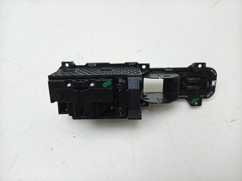 Recambio de palanca cambio para skoda enyaq iv suv (5az) 80x 4x4 referencia OEM IAM 5LA713203 5LA713203 