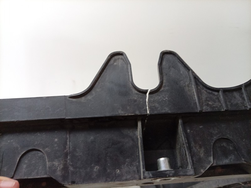 Recambio de panel frontal para ford tourneo courier (c4a) trend referencia OEM IAM  ET76A16E146 