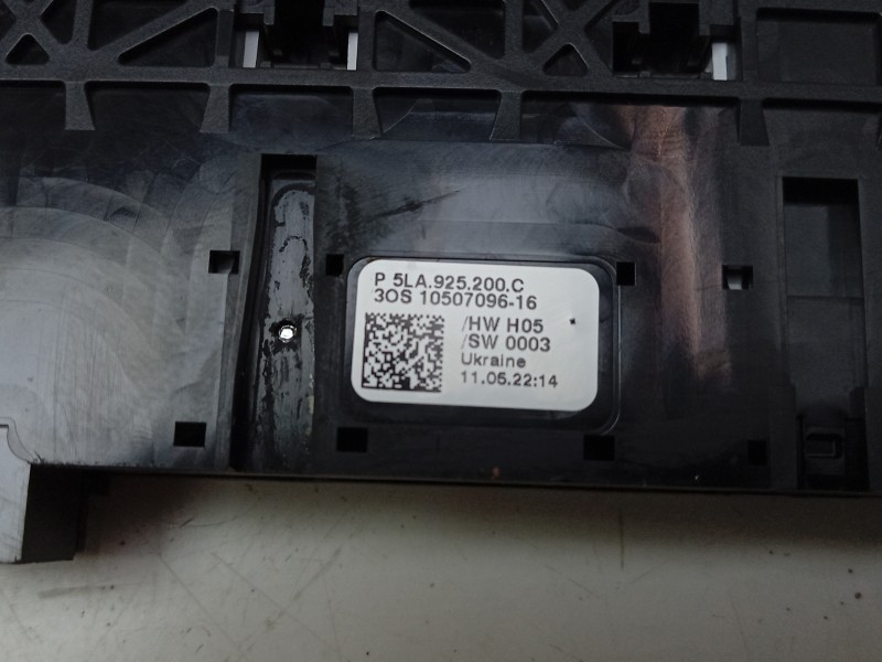 Recambio de mando multifuncion para skoda enyaq iv suv (5az) 80x 4x4 referencia OEM IAM  5LA925200C 