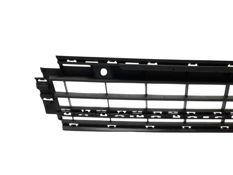 Recambio de rejilla paragolpes central para volkswagen golf viii lim. (cd1) referencia OEM IAM  5H0853677G9B9 107238203/2400026