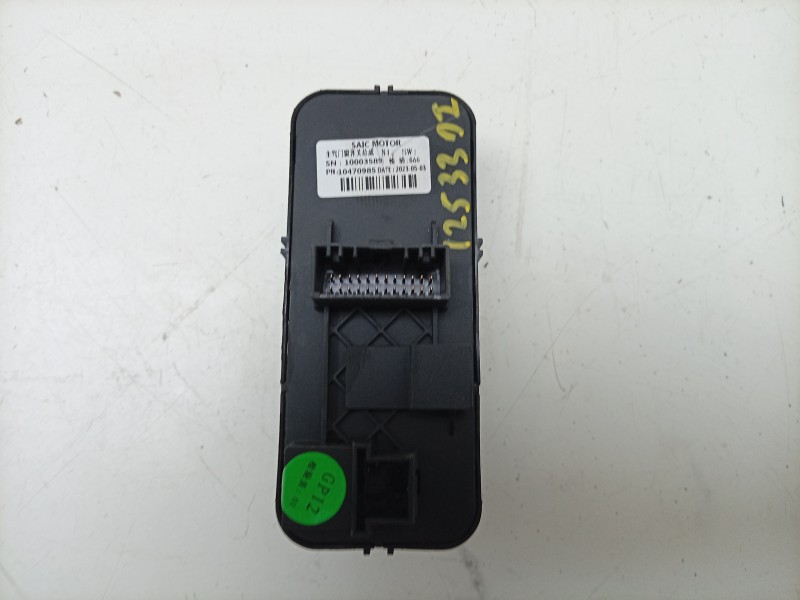 Recambio de mando elevalunas delantero izquierdo para mg zs suv (azs1) 1.5 vti referencia OEM IAM  10470985 