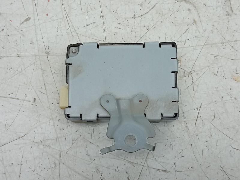 Recambio de modulo electronico para lexus rc referencia OEM IAM 61G015000 897B024210 