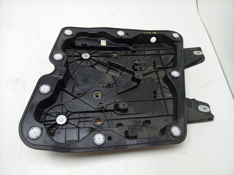 Recambio de elevalunas delantero izquierdo para skoda enyaq iv suv (5az) 80x 4x4 referencia OEM IAM 5LA837461A 5LA837665 
