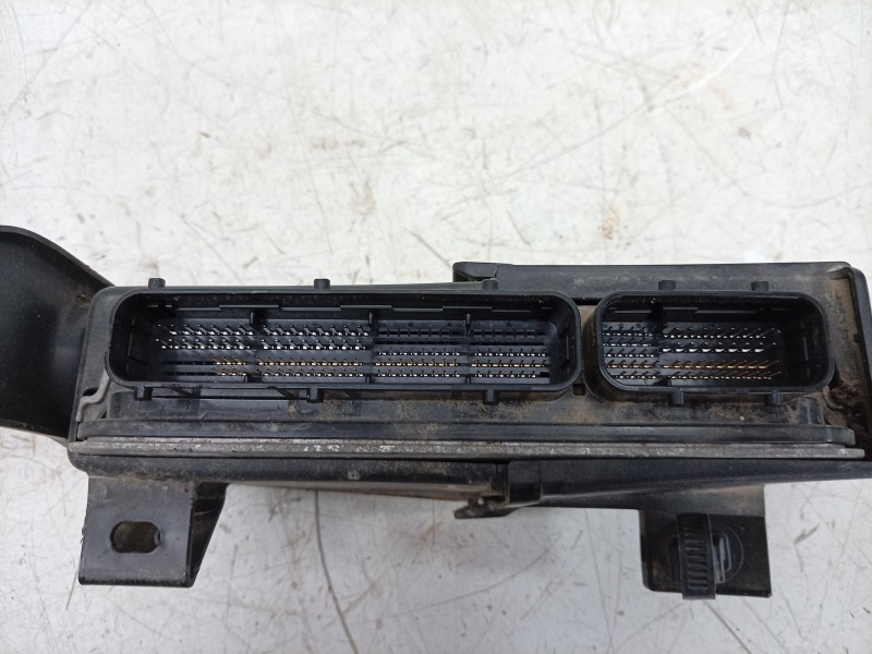 Recambio de centralita motor uce para lexus rc referencia OEM IAM 2762007780 8966124F10 