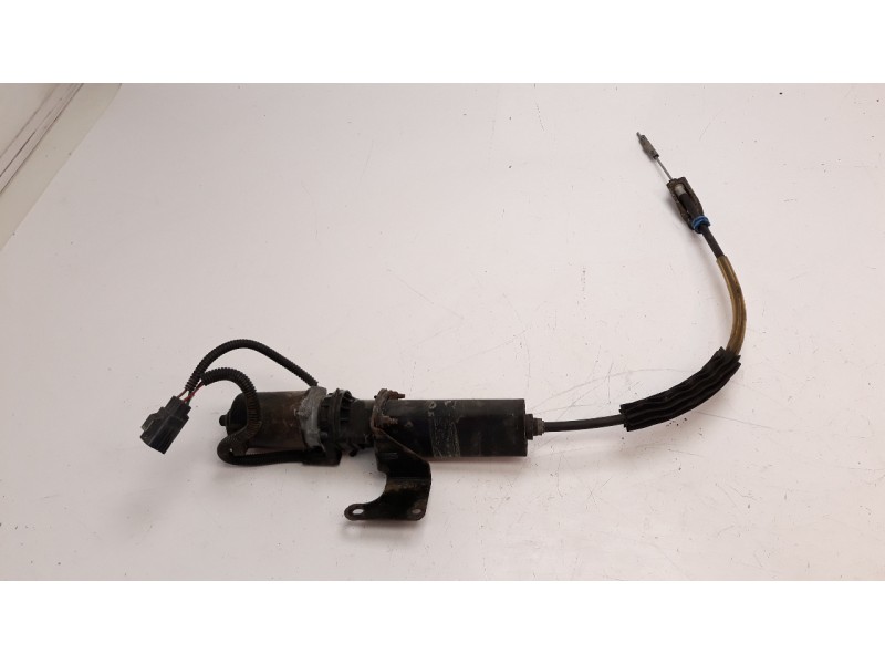 Recambio de freno de mano electrico para jaguar xf 2.2 diesel luxury referencia OEM IAM 7151120  