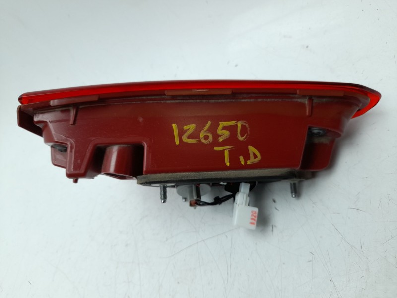 Recambio de piloto trasero derecho interior para kia stonic (yb) 1.0 t-gdi referencia OEM IAM  92404H8 