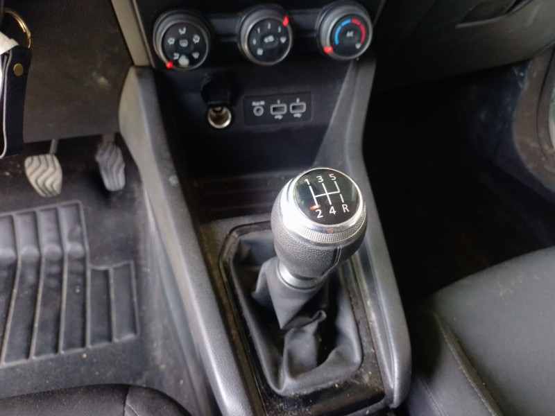 Recambio de pomo palanca cambio para renault clio v (b7_) 1.0 lpg (b7mt) referencia OEM IAM   