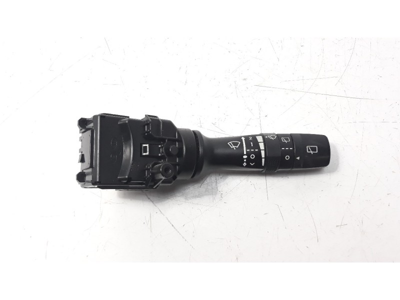 Recambio de mando limpia para kia cee´d 1.4 crdi cat referencia OEM IAM 934202K560  