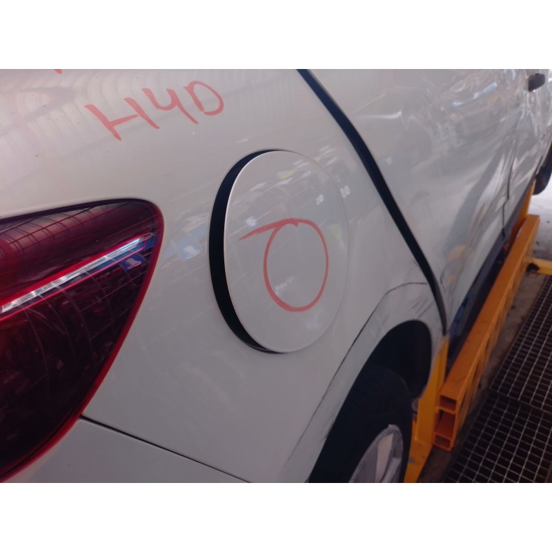 Recambio de tapa exterior combustible para renault clio v (b7_) 1.0 lpg (b7mt) referencia OEM IAM   