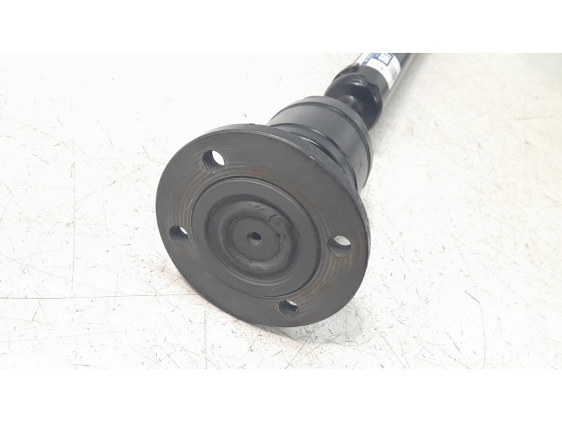 Recambio de transmision central delantera para ssangyong rexton limited 4x4 referencia OEM IAM 3310036301  