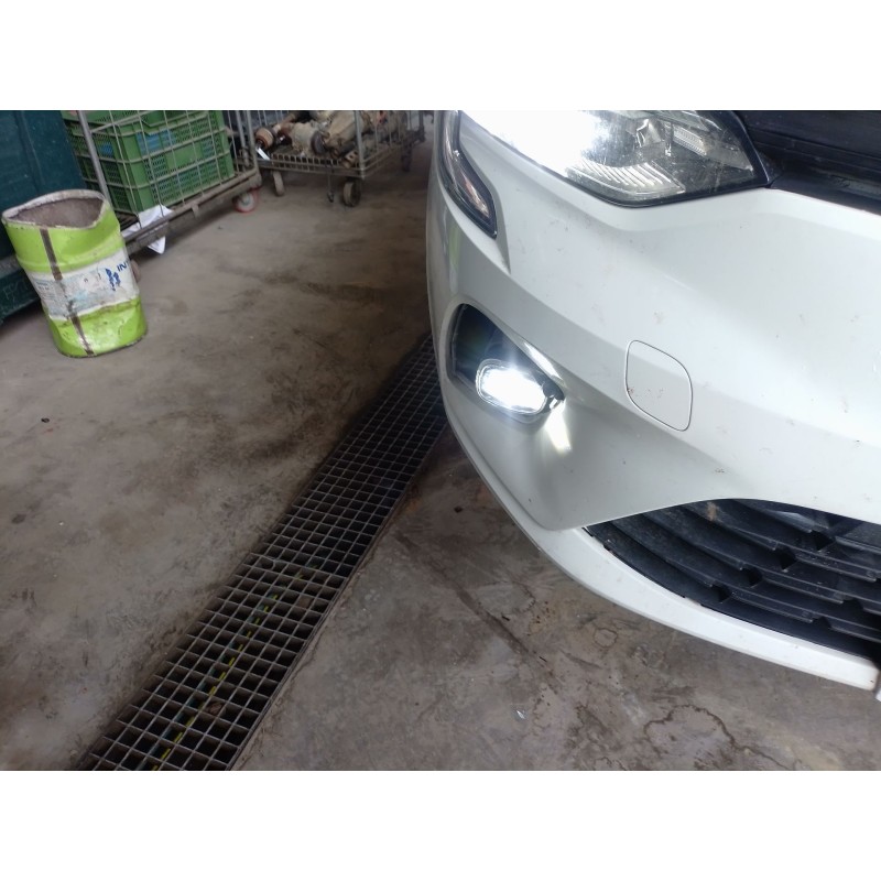 Recambio de faro antiniebla derecho para renault clio v (b7_) 1.0 lpg (b7mt) referencia OEM IAM   