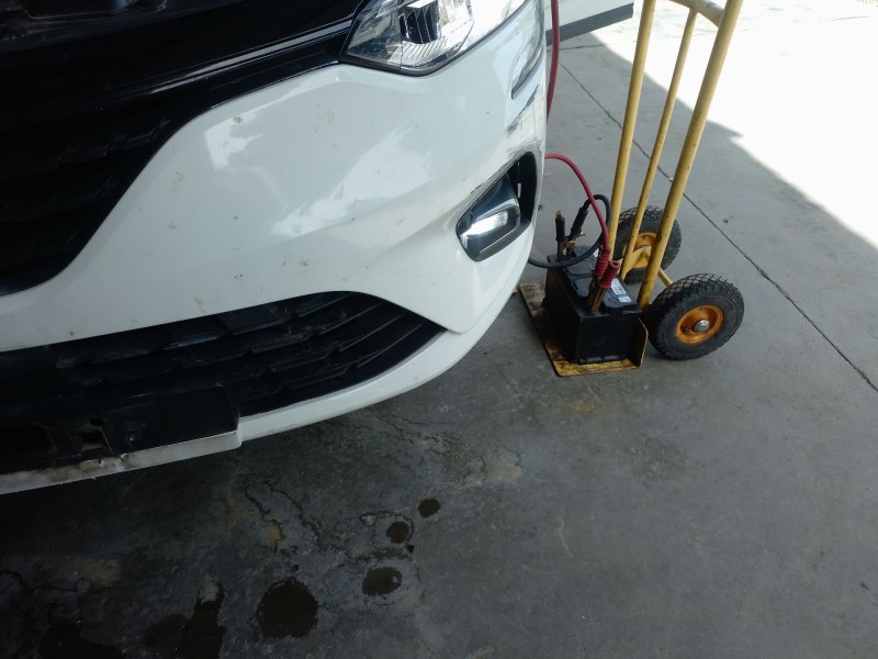 Recambio de faro antiniebla izquierdo para renault clio v (b7_) 1.0 lpg (b7mt) referencia OEM IAM   