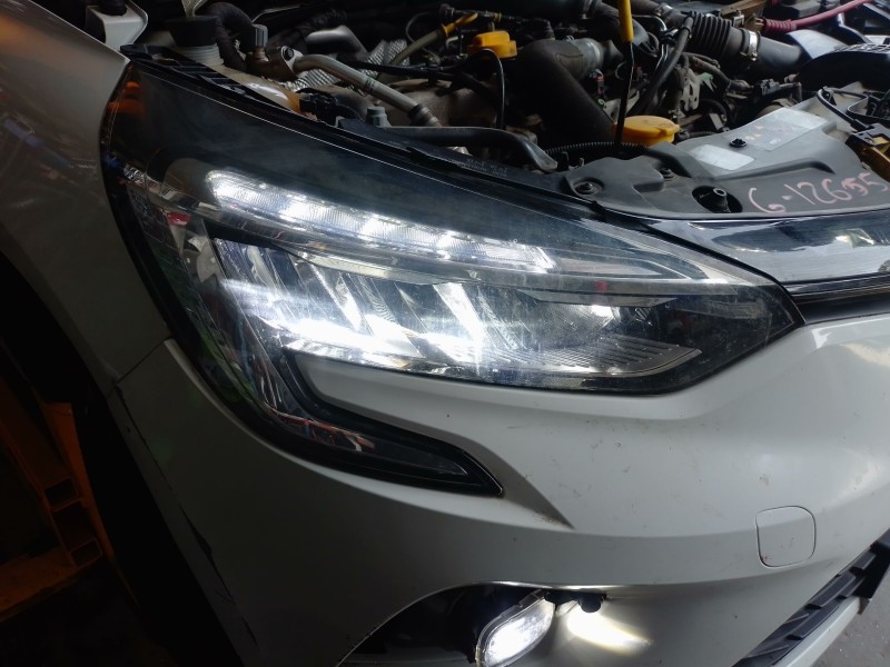 Recambio de faro derecho para renault clio v (b7_) 1.0 lpg (b7mt) referencia OEM IAM   