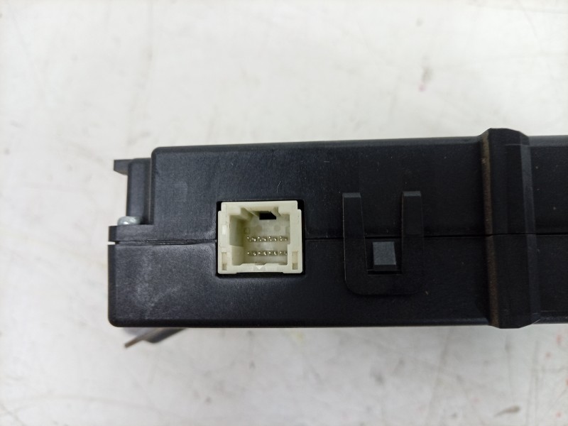 Recambio de modulo electronico para lexus rc referencia OEM IAM  896C053010 
