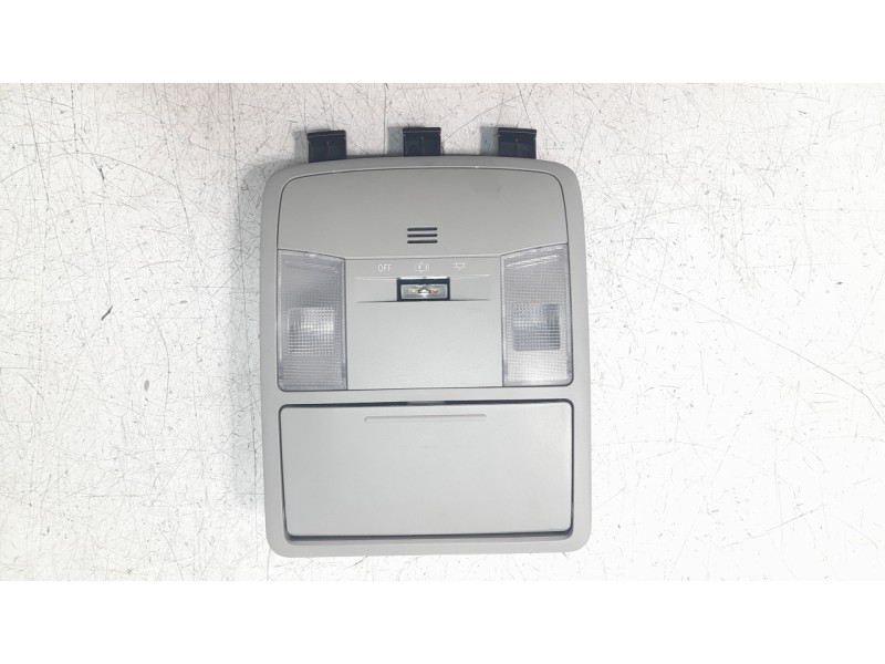 Recambio de luz interior para toyota rav4 referencia OEM IAM 1D111223G  