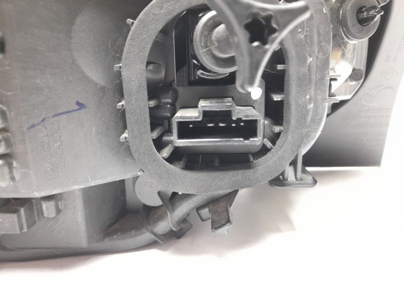 Recambio de piloto trasero derecho para dacia sandero iii 1.0 tce 90 eco-g referencia OEM IAM  265508077R 103F08600772/16250222/