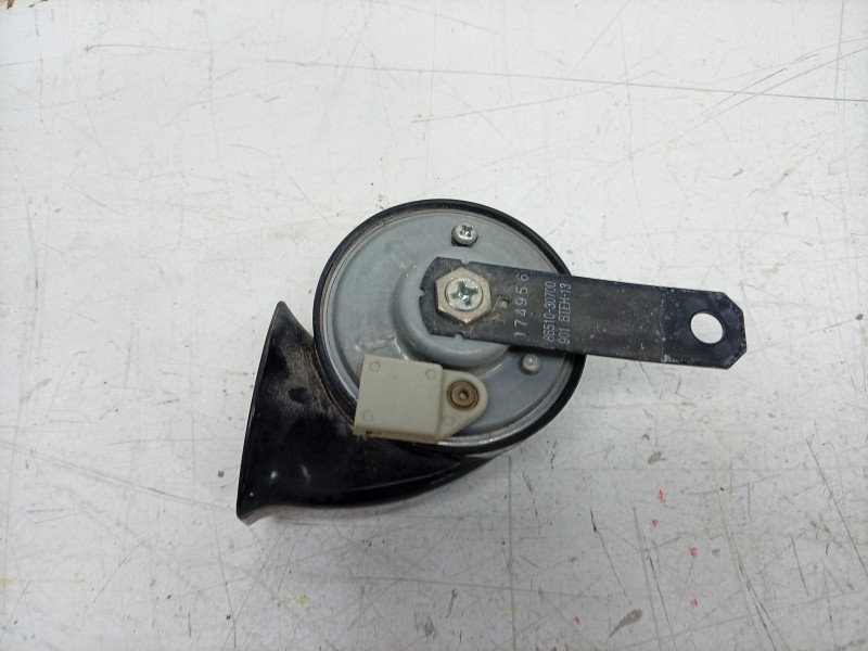 Recambio de claxon para lexus rc referencia OEM IAM  8651030700 