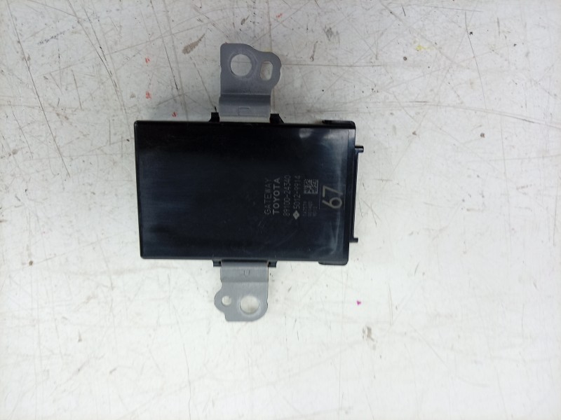 Recambio de modulo electronico para lexus rc referencia OEM IAM 50129914 8910024340 