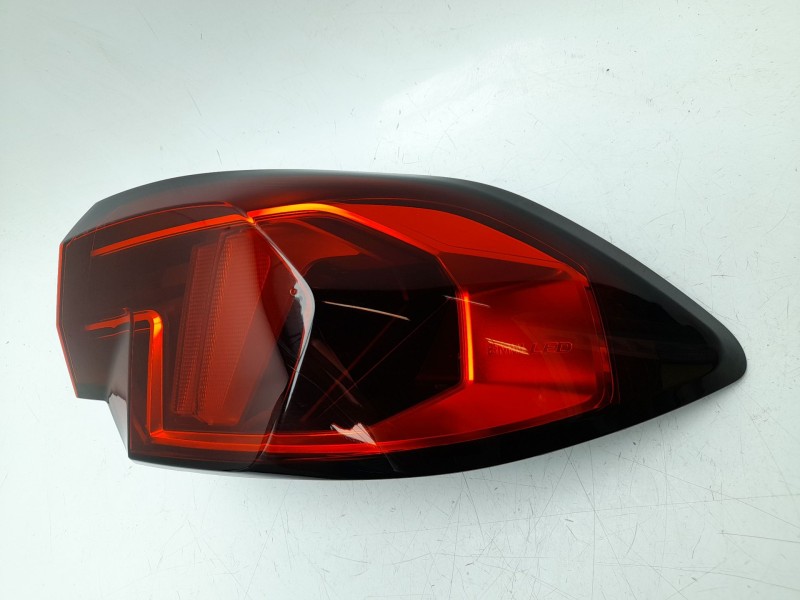 Recambio de piloto trasero derecho para bmw 1 118 d f70 referencia OEM IAM  63215A36168 